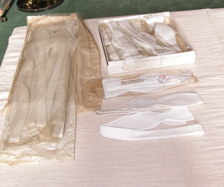 Bow tie box