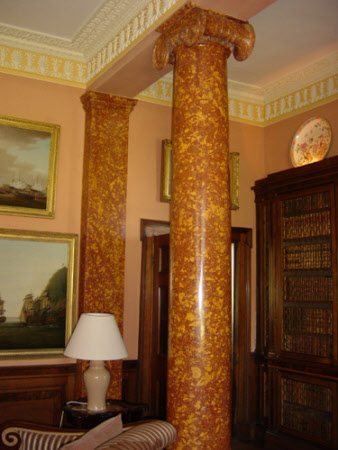 Pillar