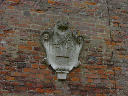 Crest