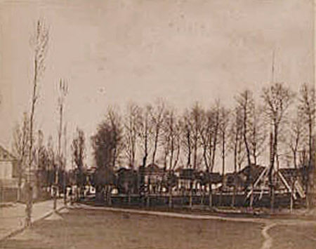 “Champs Elysees, Ardres”