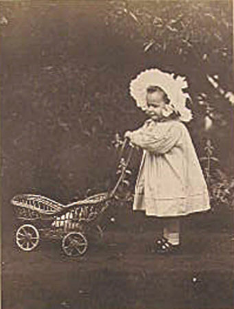 “Leila, June 1892” .