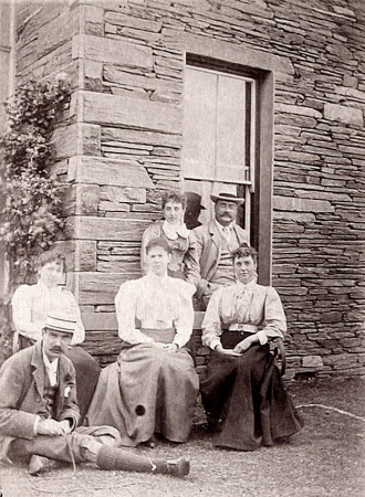 “Bournemouth, Aug 1, 1898” .