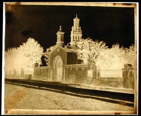 Monochrome negative