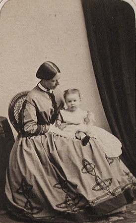 “Mary Isabella Bealey, Grace Mabel Bridges Bealey, Ages 18 months”