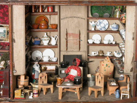 Doll's house furniture