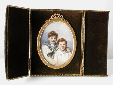 Photograph case