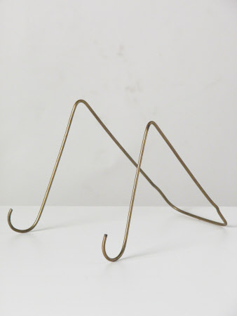 Photograph frame support