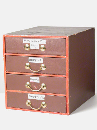 Cabinet drawer