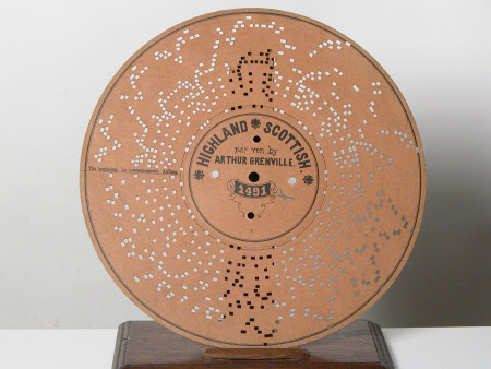 Musical card disc