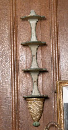Vase stand