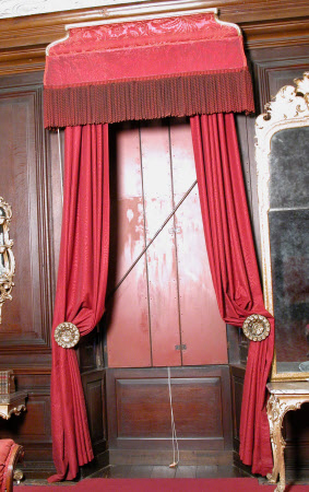 Curtain