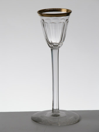 Liqueur glass
