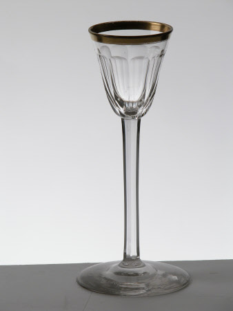 Liqueur glass