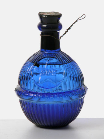 Fire extinguisher grenade