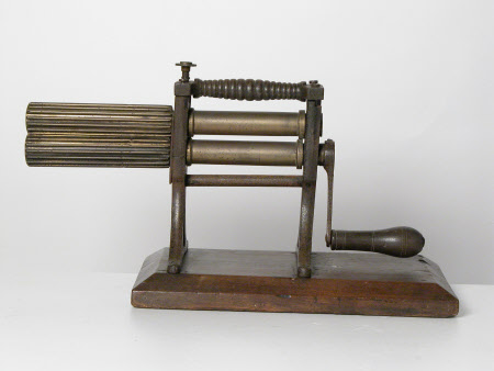 Crimping machine