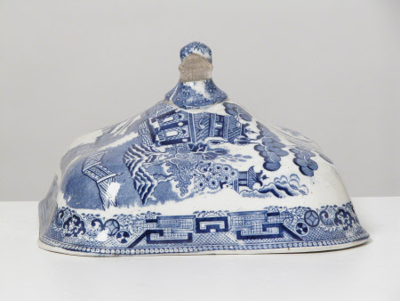 Tureen cover