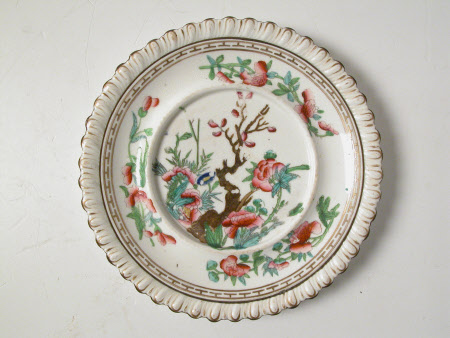 Sauce tureen stand