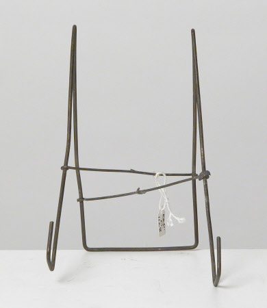 Photograph frame support