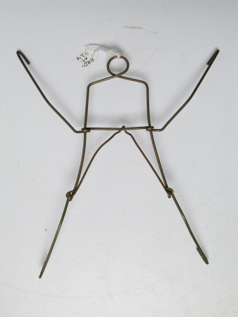 Plate hanger