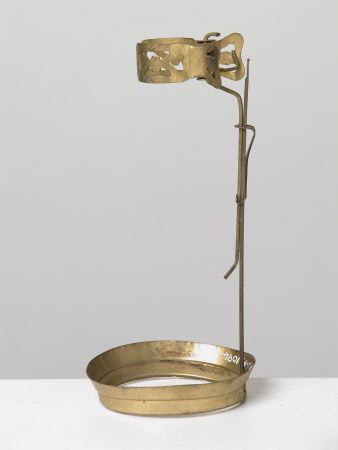 Candle shade support