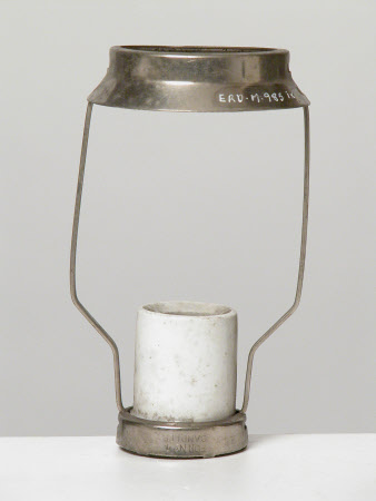 Light shade support