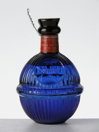 Fire extinguisher grenade
