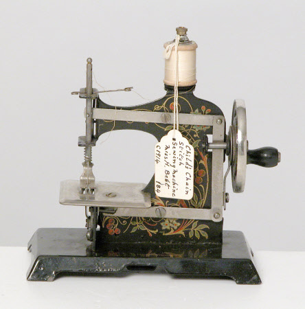 Miniature sewing machine