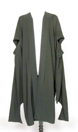 Academic gown