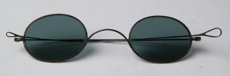 Sun glasses