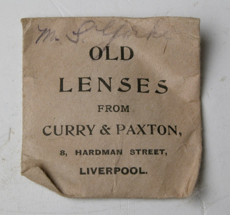 Lens
