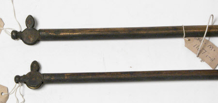 Curtain rod