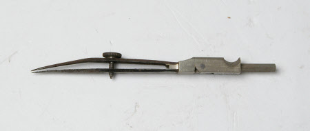 Compass accessory