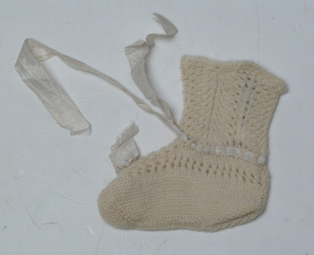 Baby's bootee