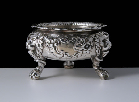 Salt cellar