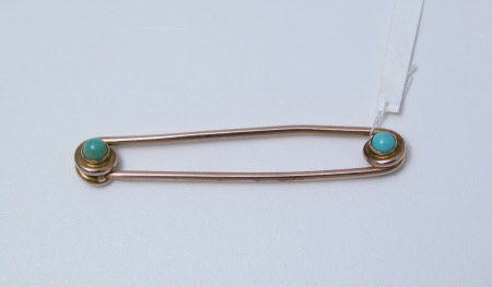 Tie pin