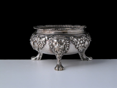 Salt cellar