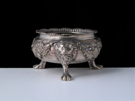 Salt cellar