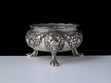 Salt cellar