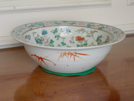 Fish bowl