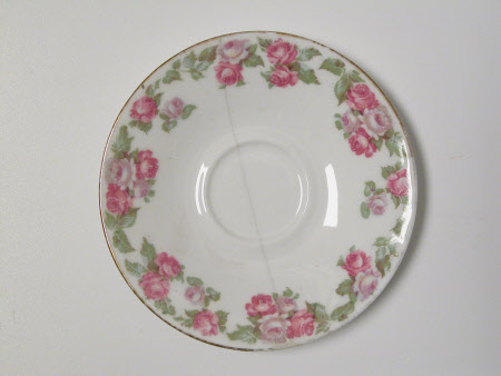 Coffee cup saucer