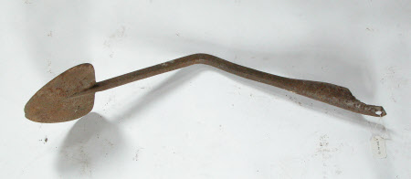 Turf lifter