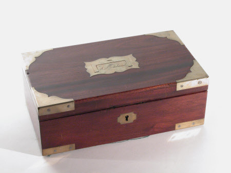 Toilet case