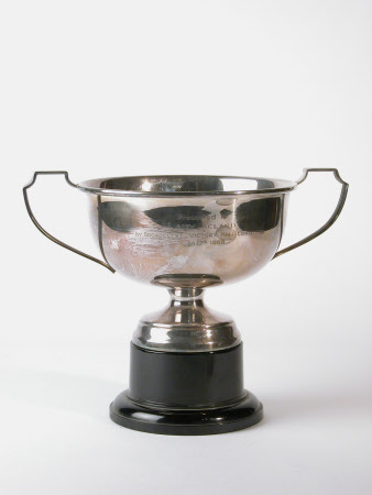 Presentation cup