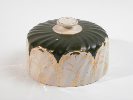 Cheese dish cover