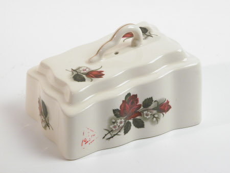 Cheese dish cover