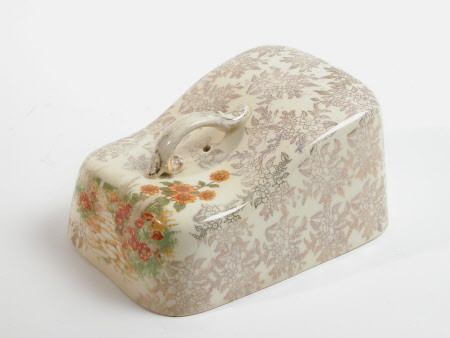 Cheese dish cover