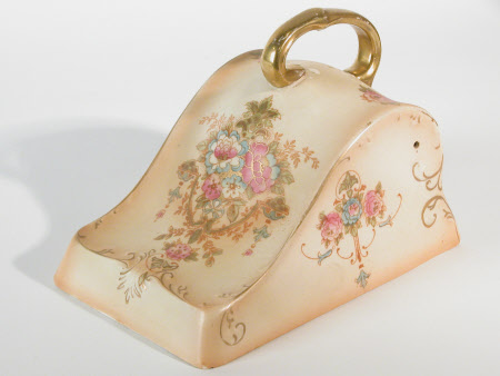 Cheese dish cover