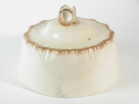 Cheese dish cover
