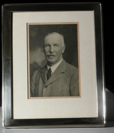 Photograph frame