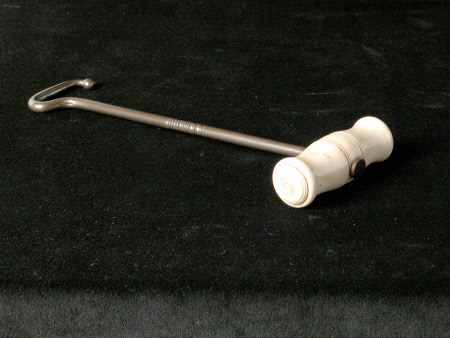 Boot hook